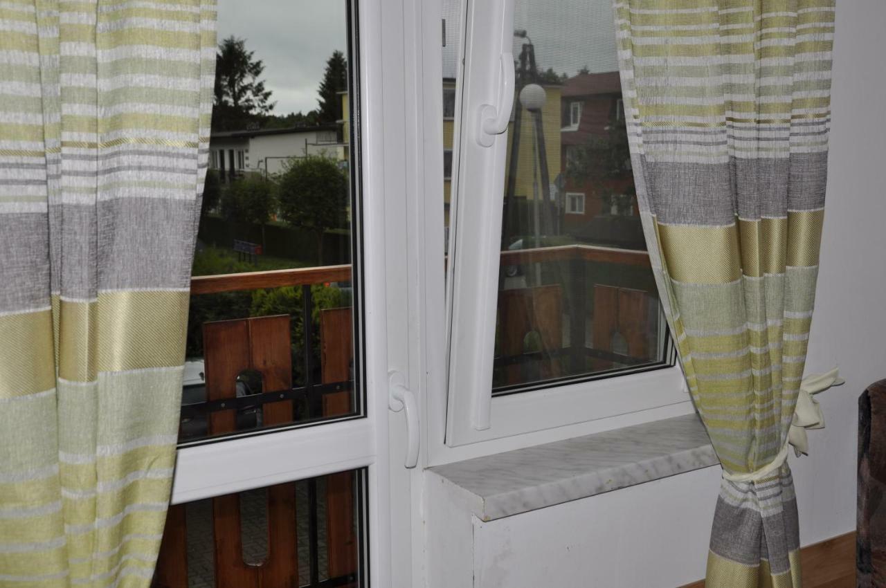 Dom Wczasowy Maja Dźwirzyno Exterior foto
