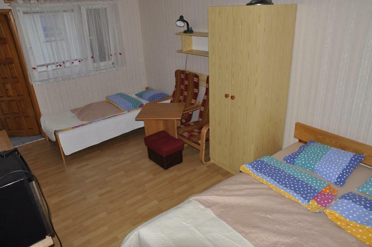 Dom Wczasowy Maja Dźwirzyno Exterior foto